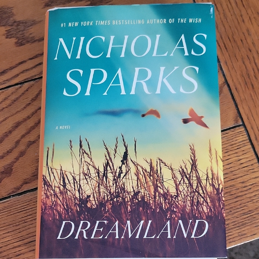 Nicholas Sparks 'Dreamland' Book